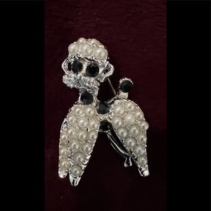 Vintage Poodle Brooch. Great condition. Pearl & Black Rhinestone. Silver tone